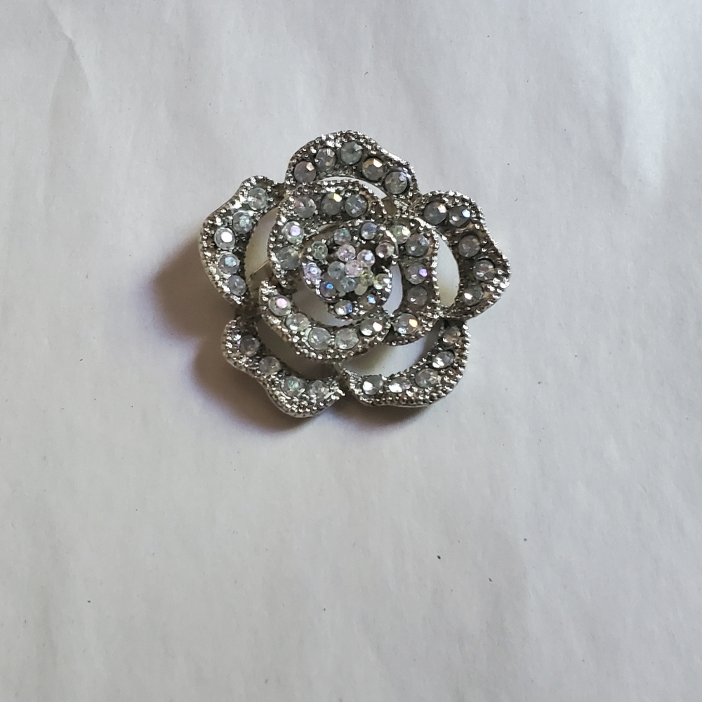 Brooch